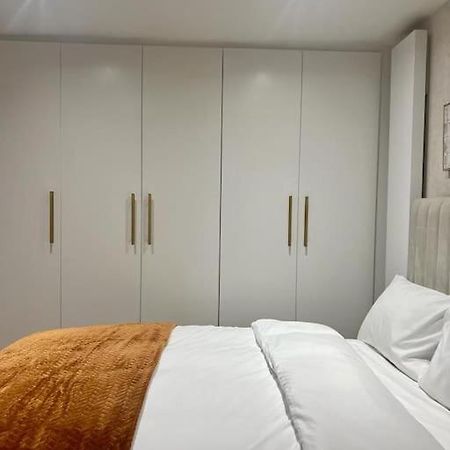 New Flat In Holland Park Apartment London Ngoại thất bức ảnh